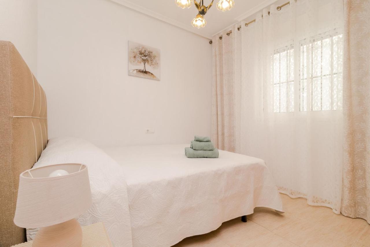 Espanatour Aguamarina Torrevieja Buitenkant foto